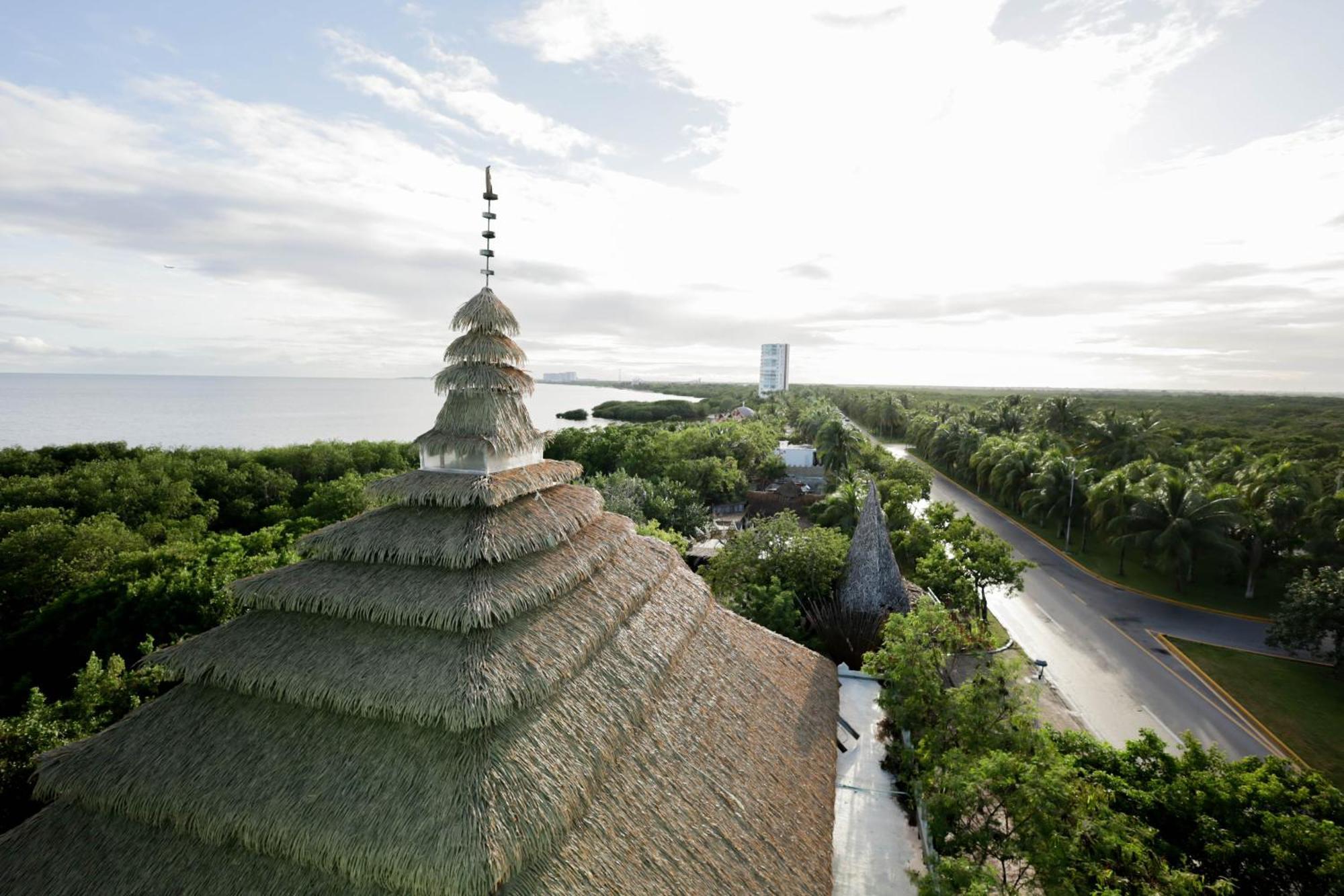 Akuazul Resorts Adults Only Канкун Екстериор снимка