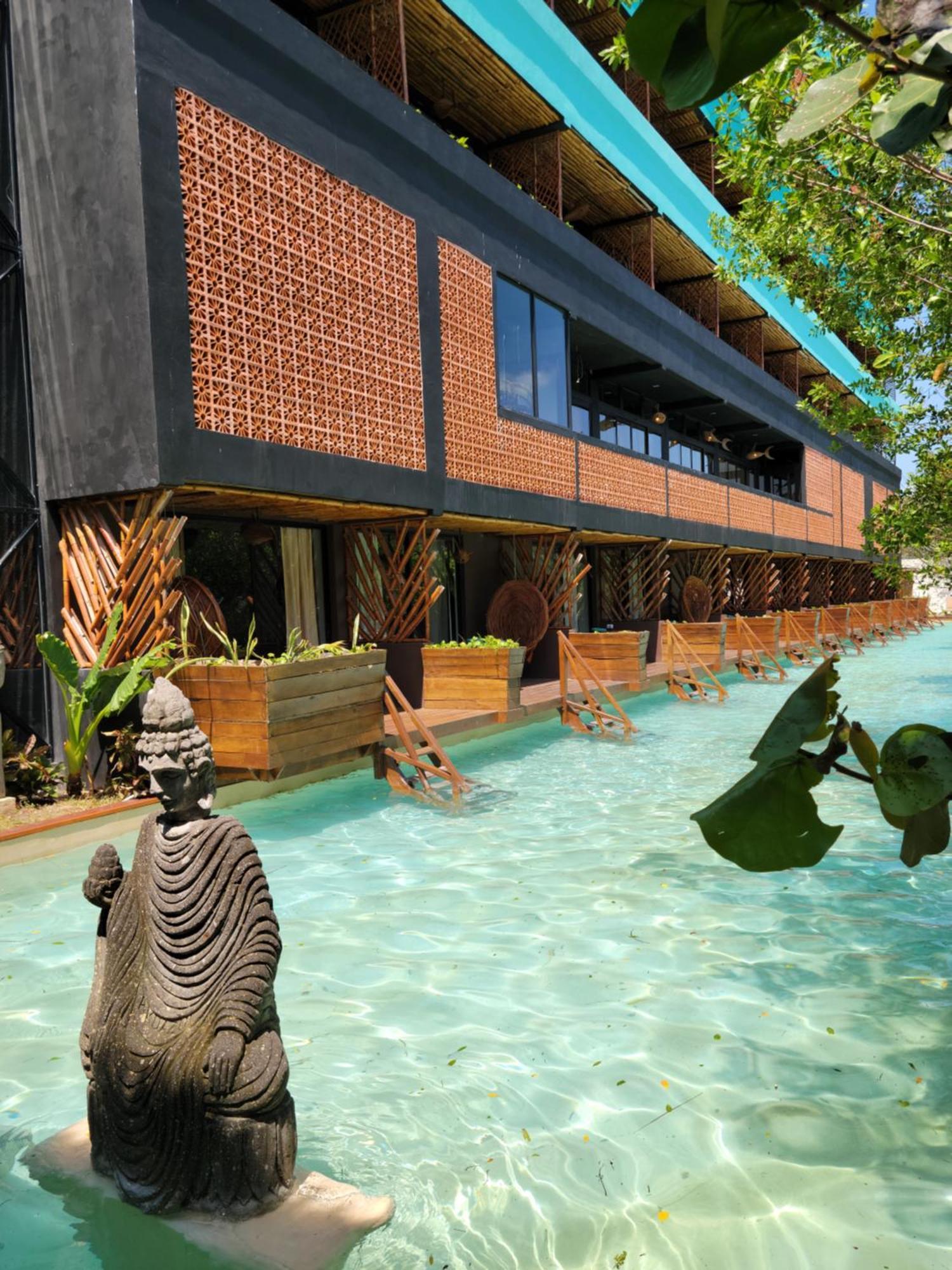 Akuazul Resorts Adults Only Канкун Екстериор снимка